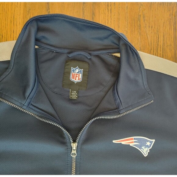Patriots Warm Up Jacket NFL Chest Logo Plain Back L - Picture 1 of 5